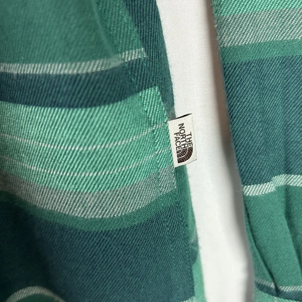 The North Face Men's Arroyo Flannel‎ Shirt - FOREST FERN GREEN SZ SMALL NWT $85